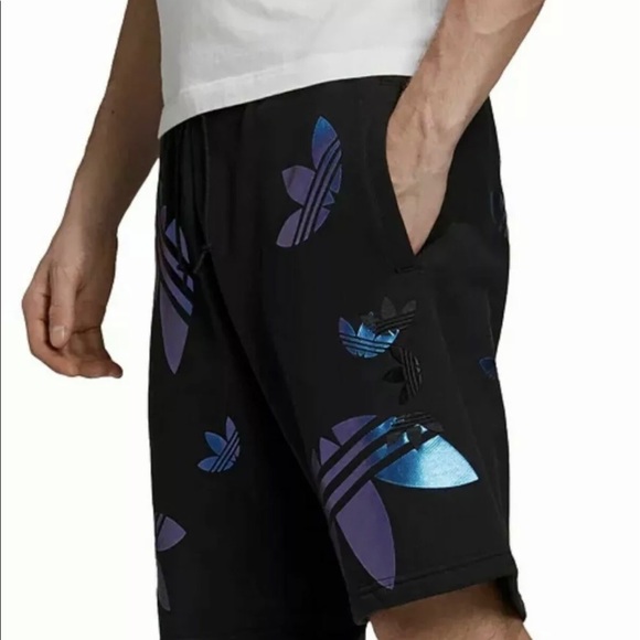 zeno big trefoil shorts